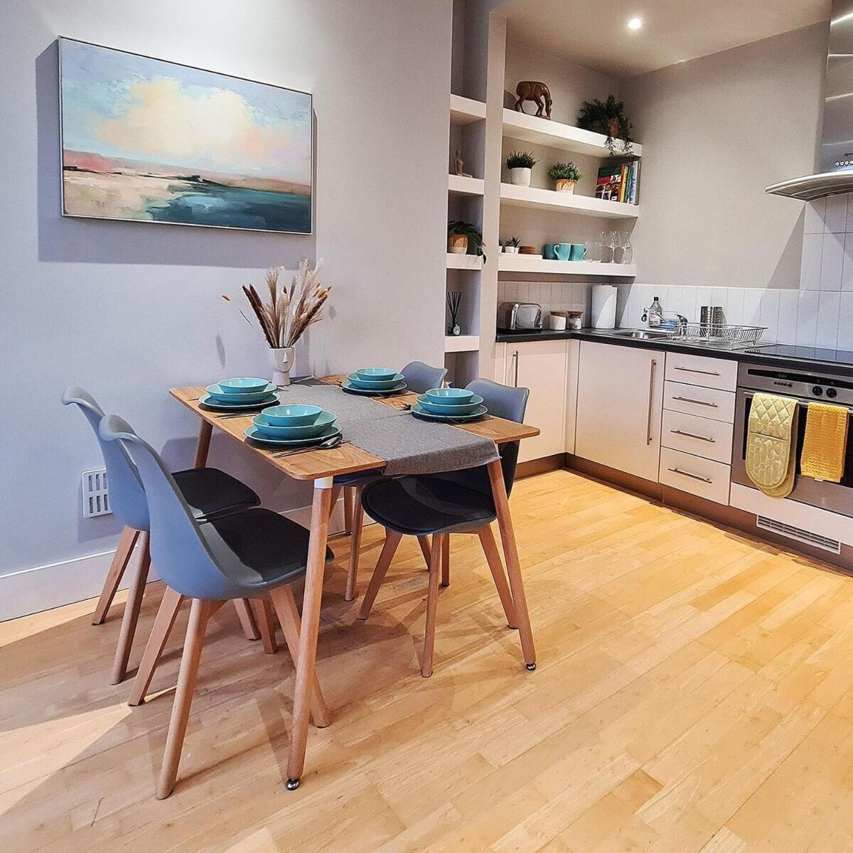 1-Bed Apartment, Close To Kensington Olympia With Free Wi-Fi & Netflix London Eksteriør billede
