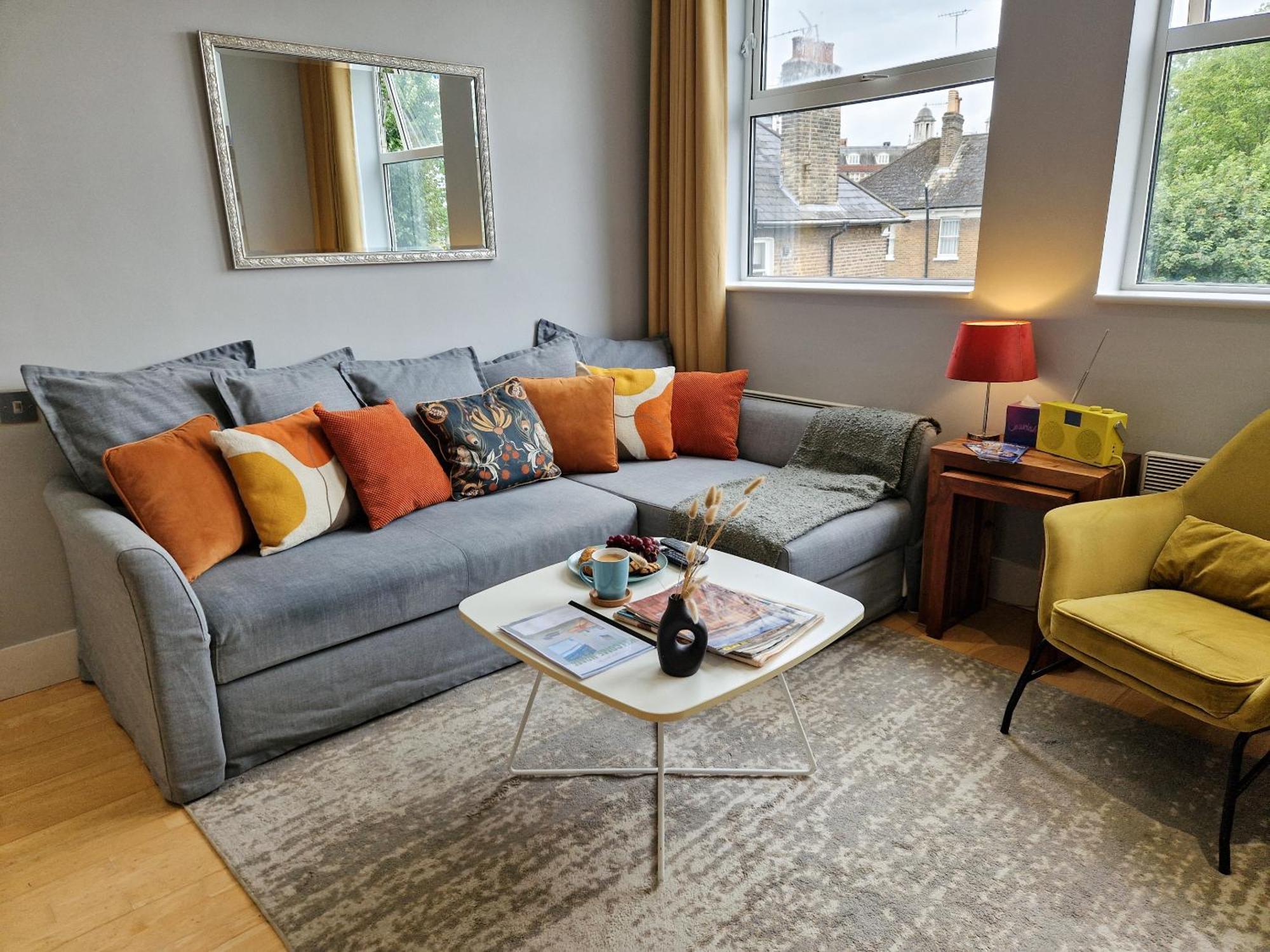 1-Bed Apartment, Close To Kensington Olympia With Free Wi-Fi & Netflix London Eksteriør billede