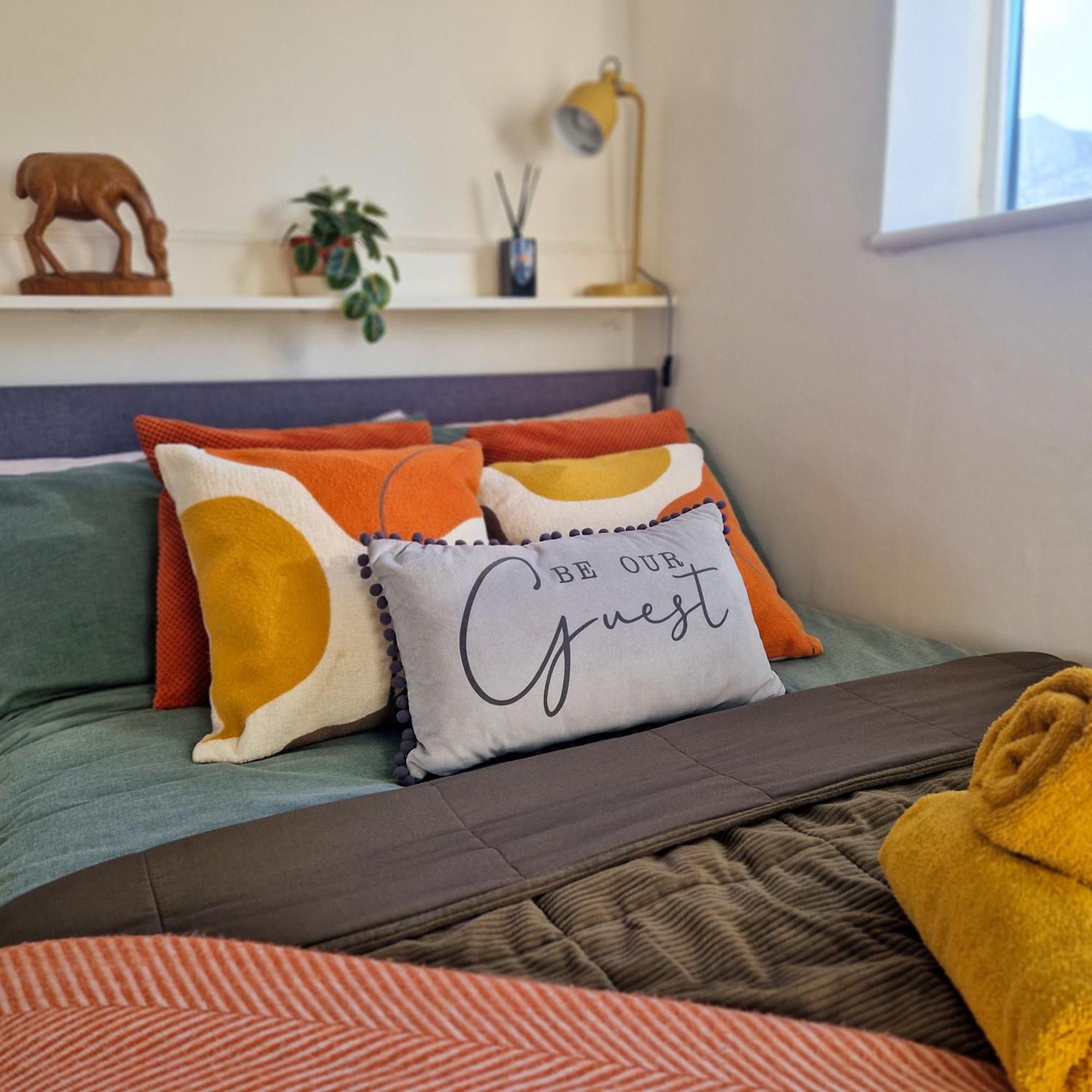 1-Bed Apartment, Close To Kensington Olympia With Free Wi-Fi & Netflix London Eksteriør billede